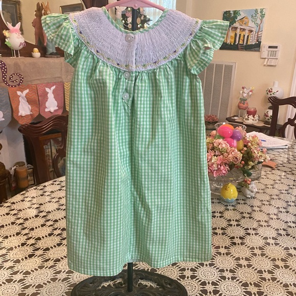 Bella Mia Kids Smocked Toddler Girls Mardi Gras Theme Dress size 3T - Picture 6 of 16